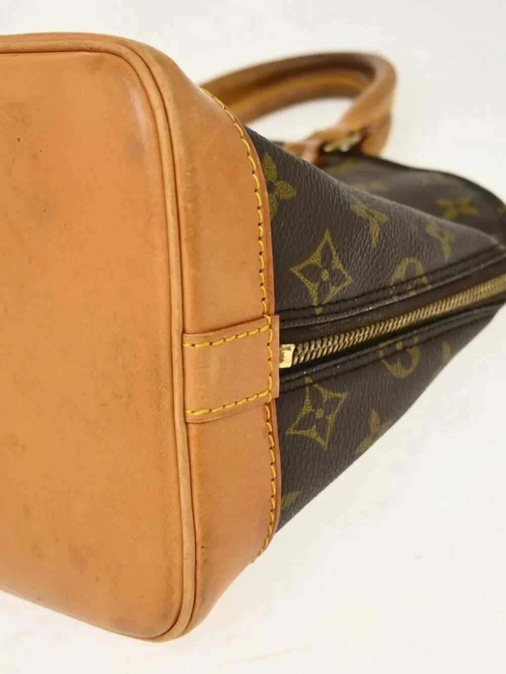 LOUIS VUITTON ALMA HANDBAG MONOGRAM